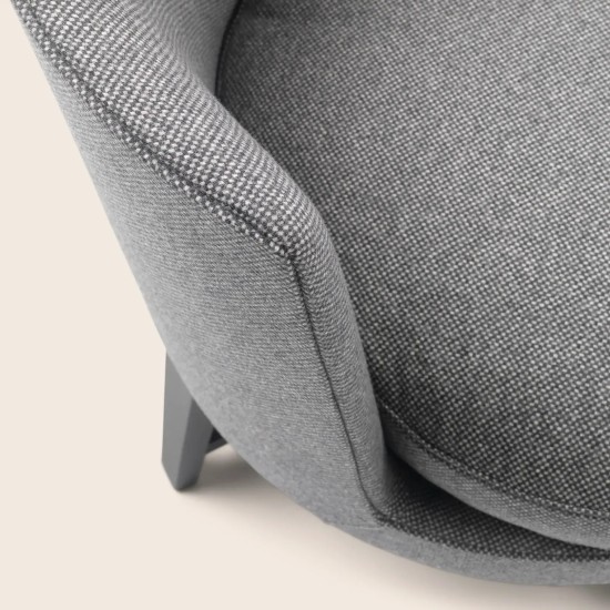 FLEXFORM FEEL GOOD ARMCHAIR