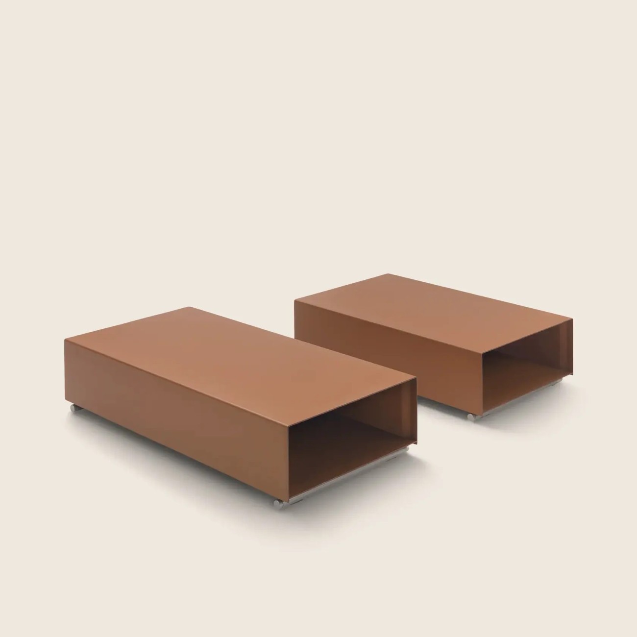 FLEXFORM GROUNDPIECE TABLE BASSE