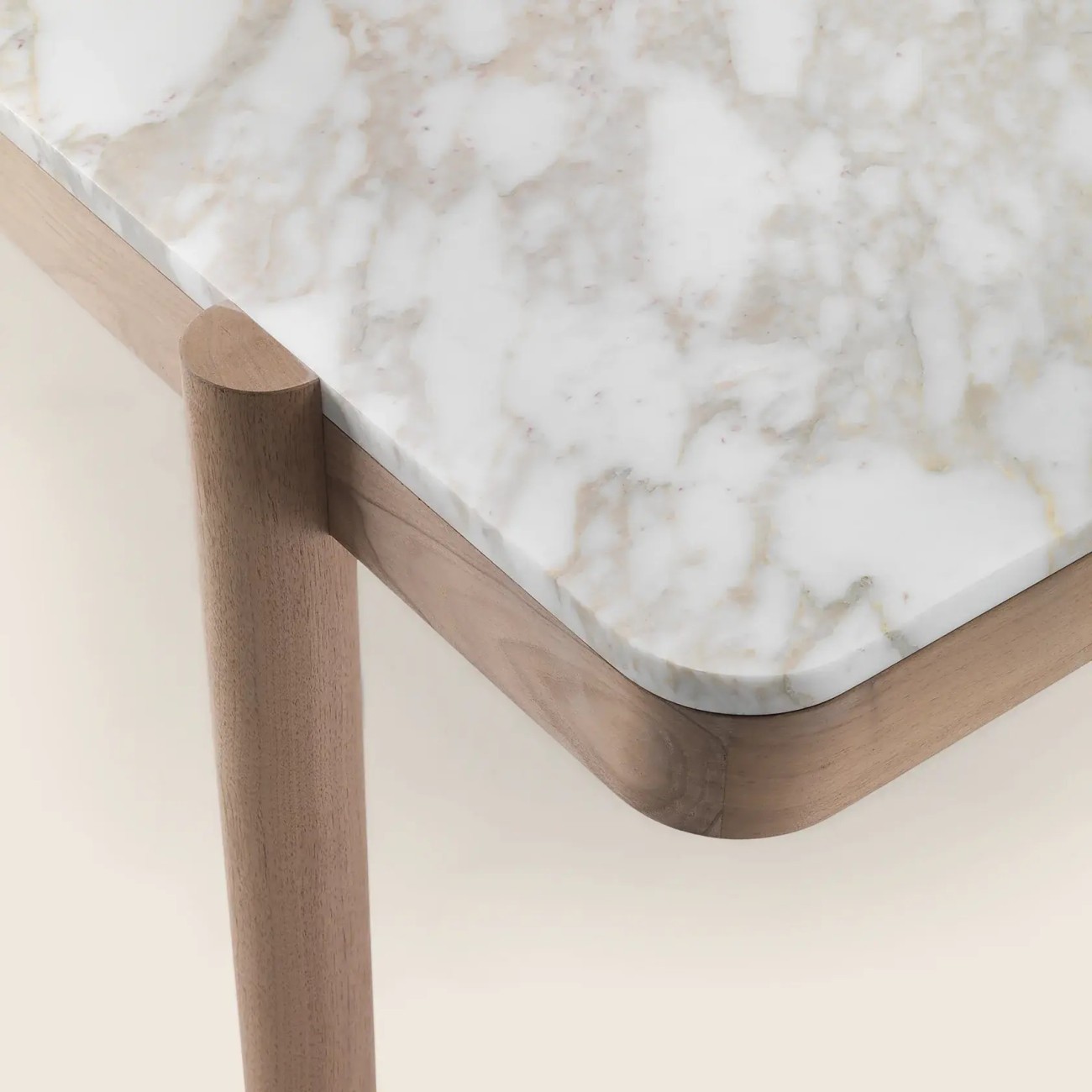 FLEXFORM GUSTAV TAVOLO