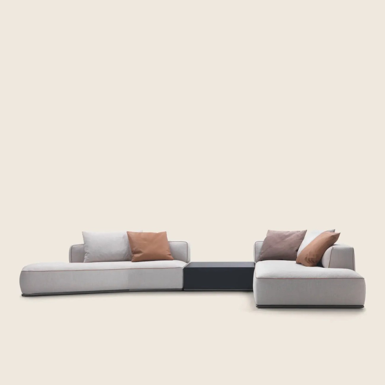 FLEXFORM PERRY TABLE BASSE