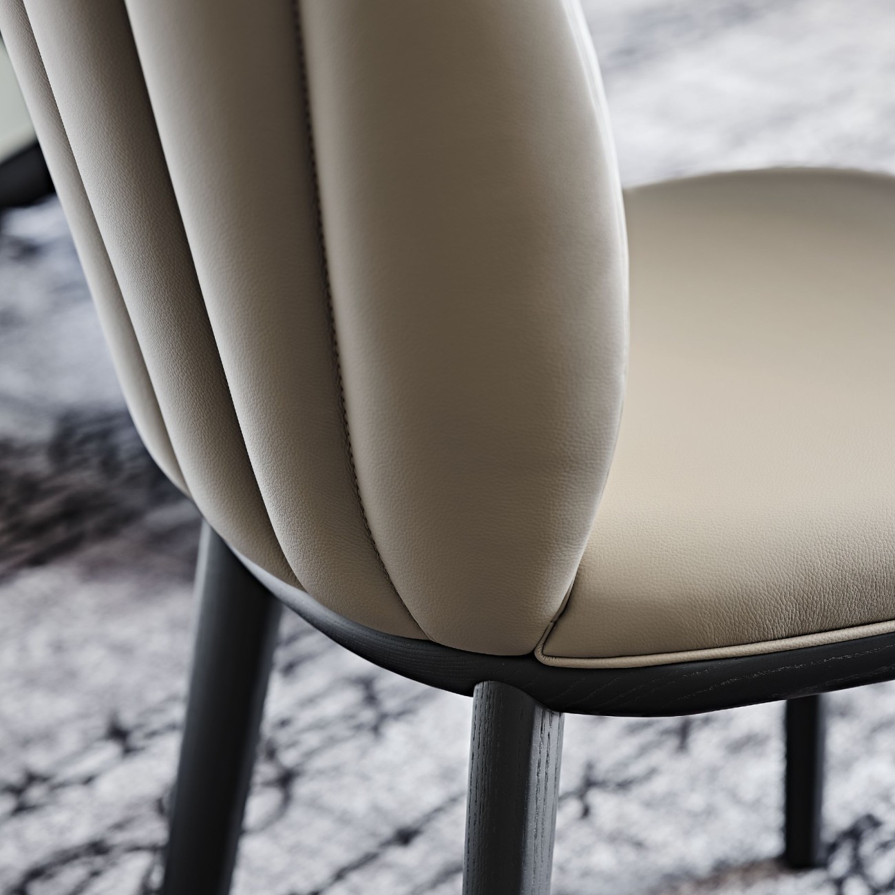 CATTELAN ITALIA CHRISHELL CHAISE