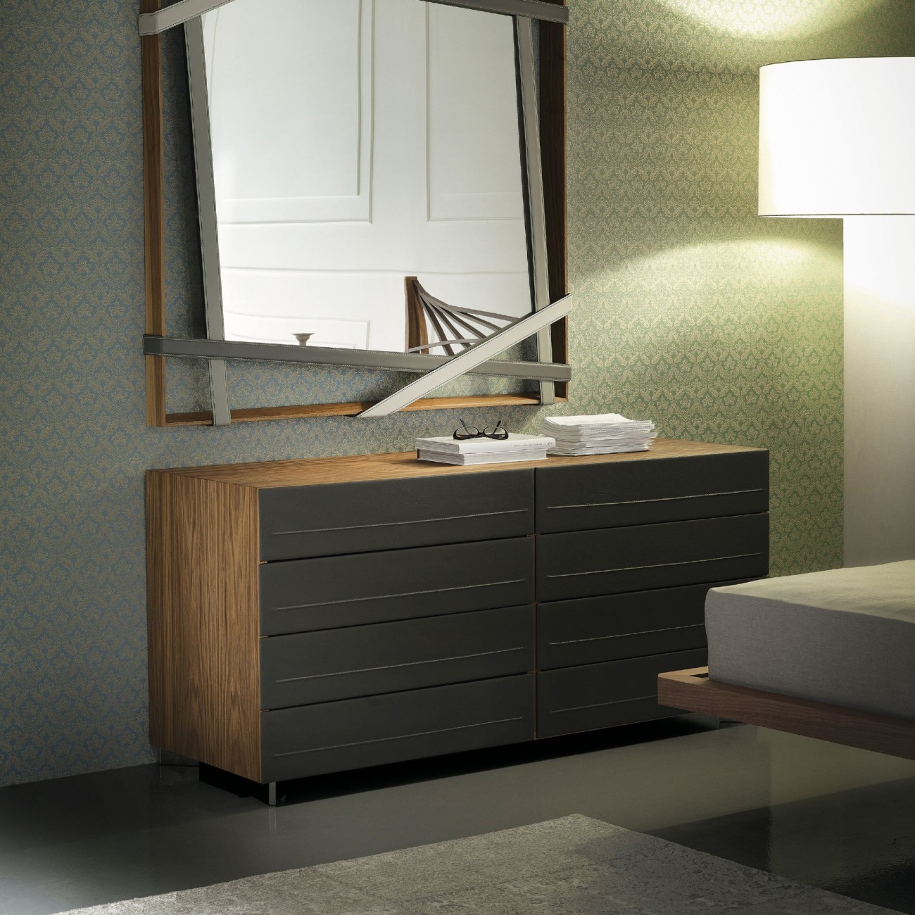 CATTELAN ITALIA DOUBLE DRESSER DYNO