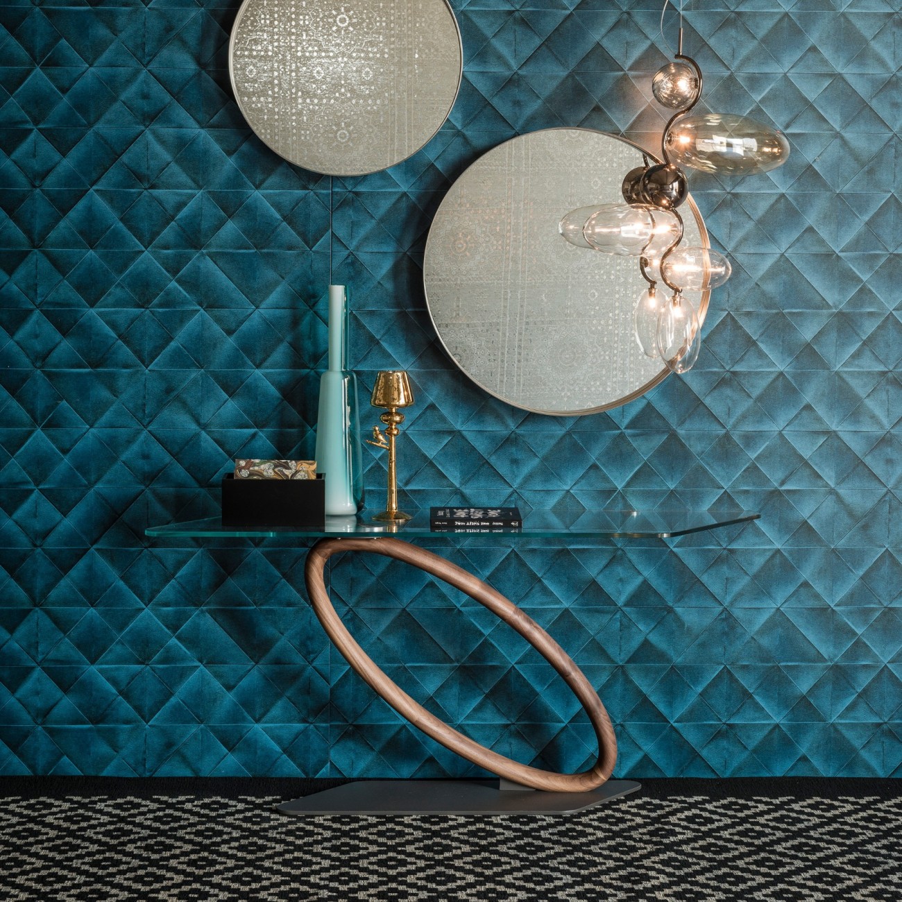 CATTELAN ITALIA CONSOLE TOUR