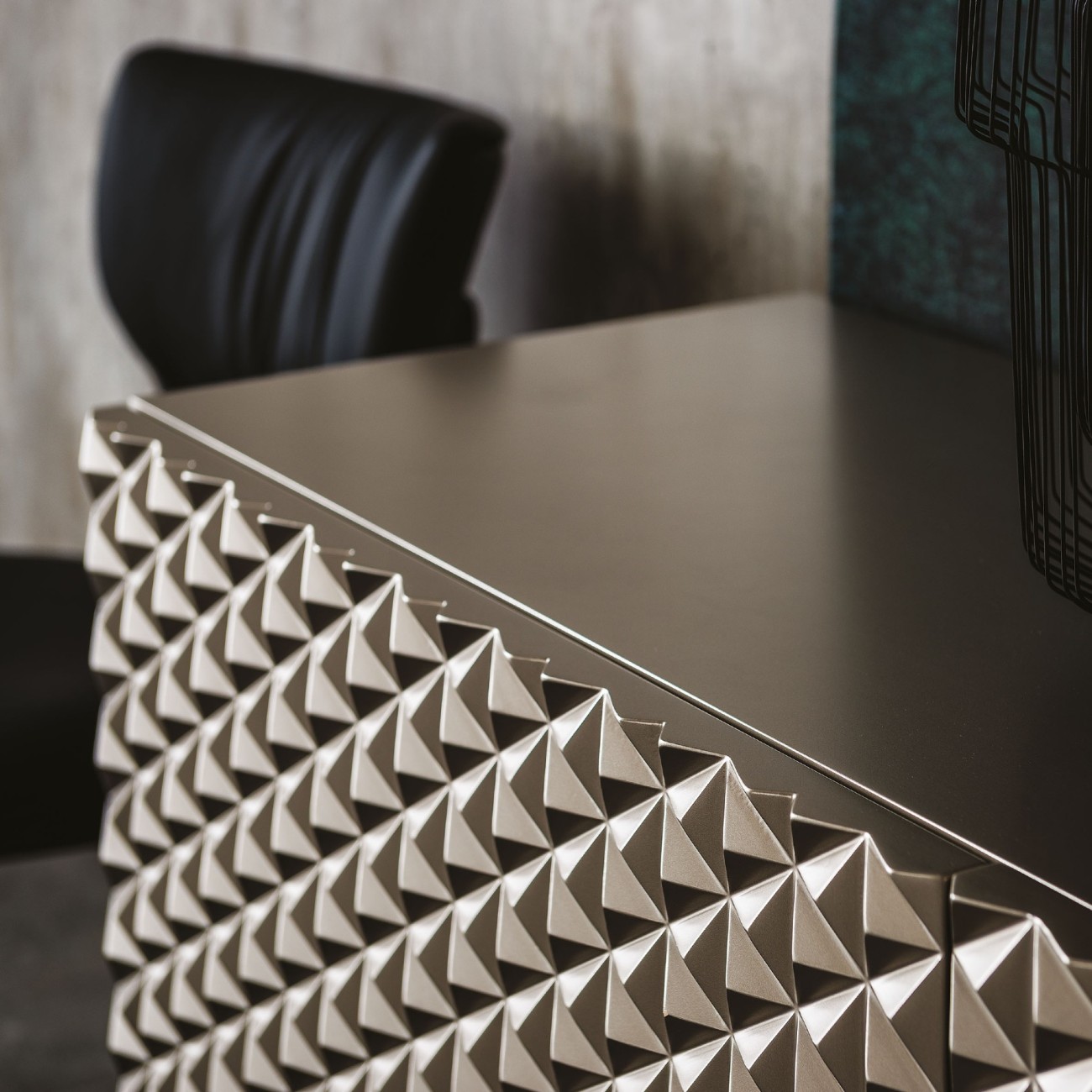 CATTELAN ITALIA BUFFET ROYALTON