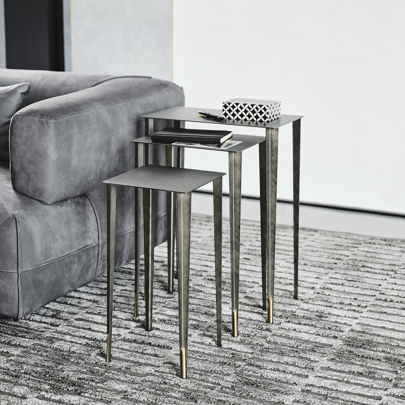 CATTELAN ITALIA SPILLO TABLE BASSE