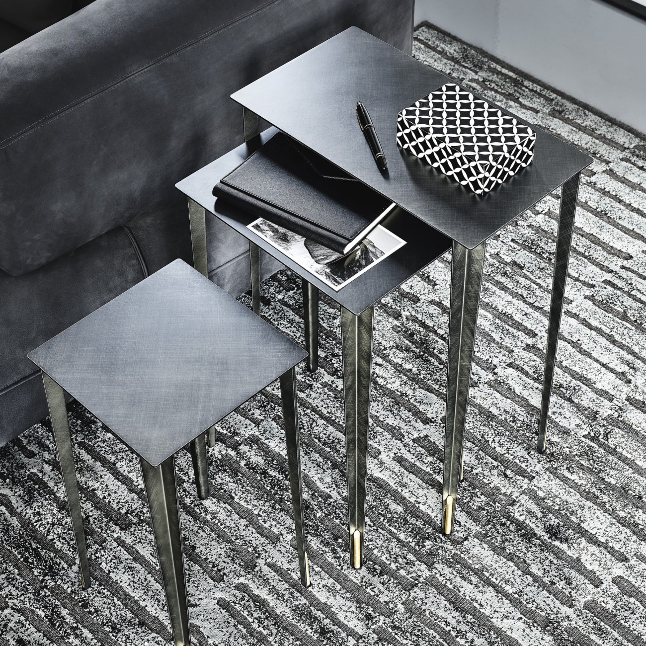 CATTELAN ITALIA SPILLO TABLE BASSE