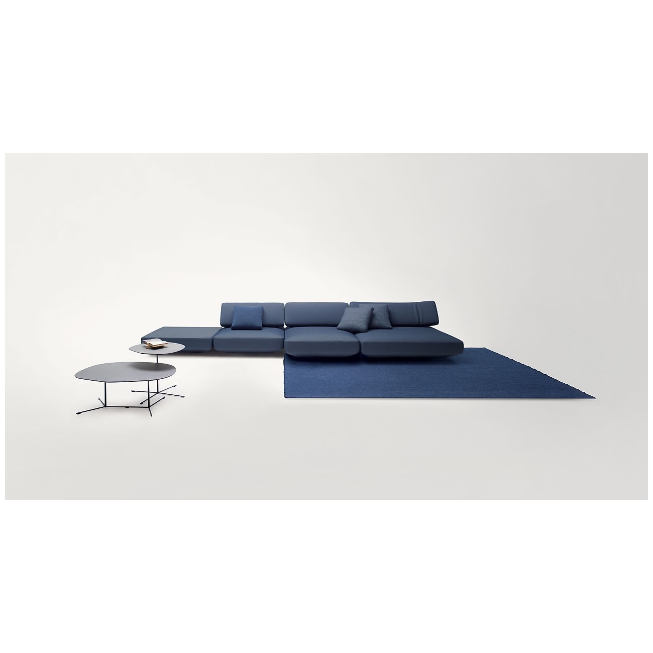 PAOLA LENTI - IVY SIDE TABLES