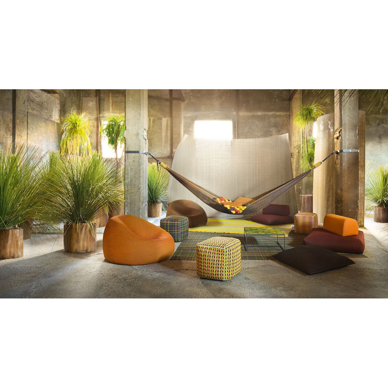 PAOLA LENTI - FARNIENTE EXTÉRIEUR