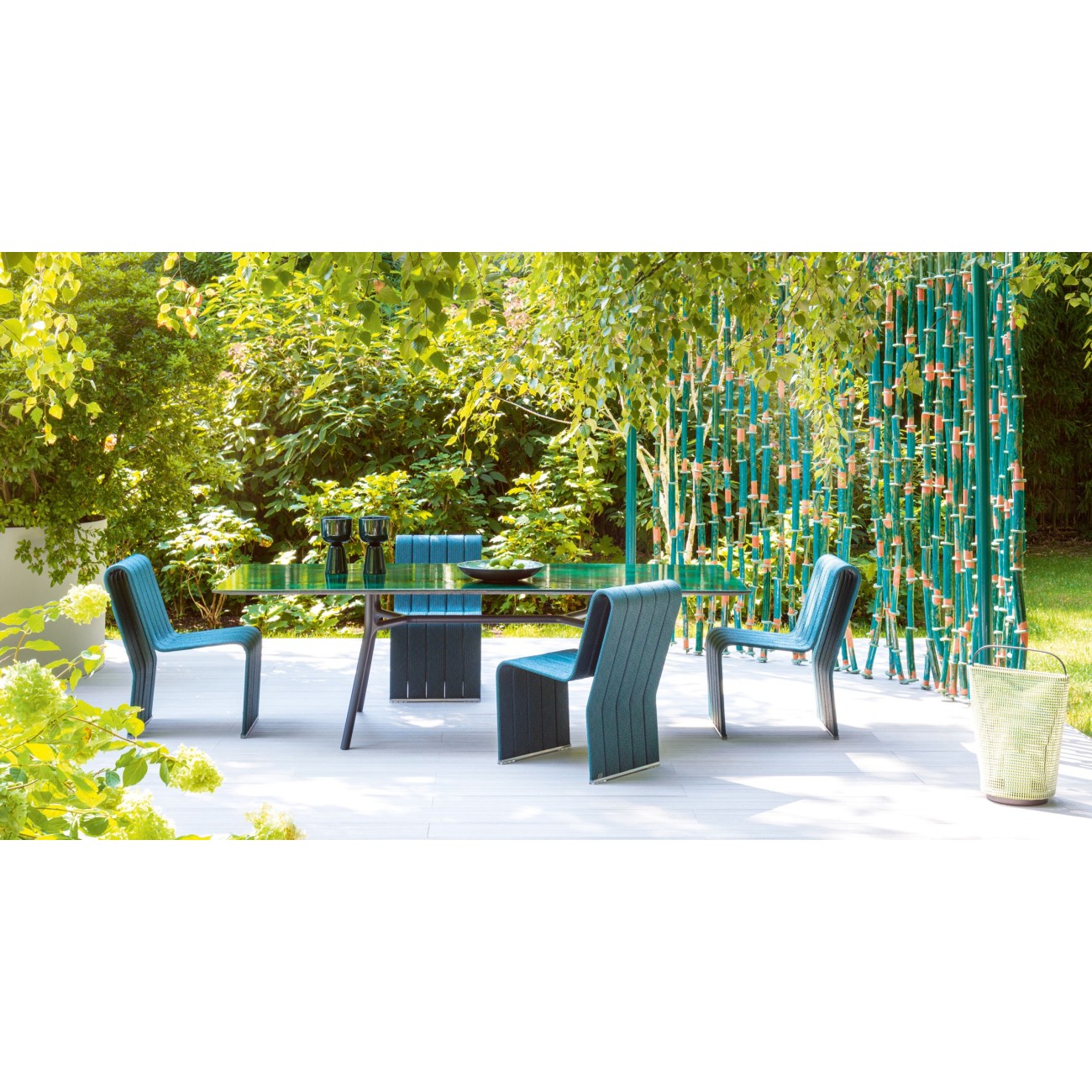 PAOLA LENTI FRAME CHAISE OUTDOOR