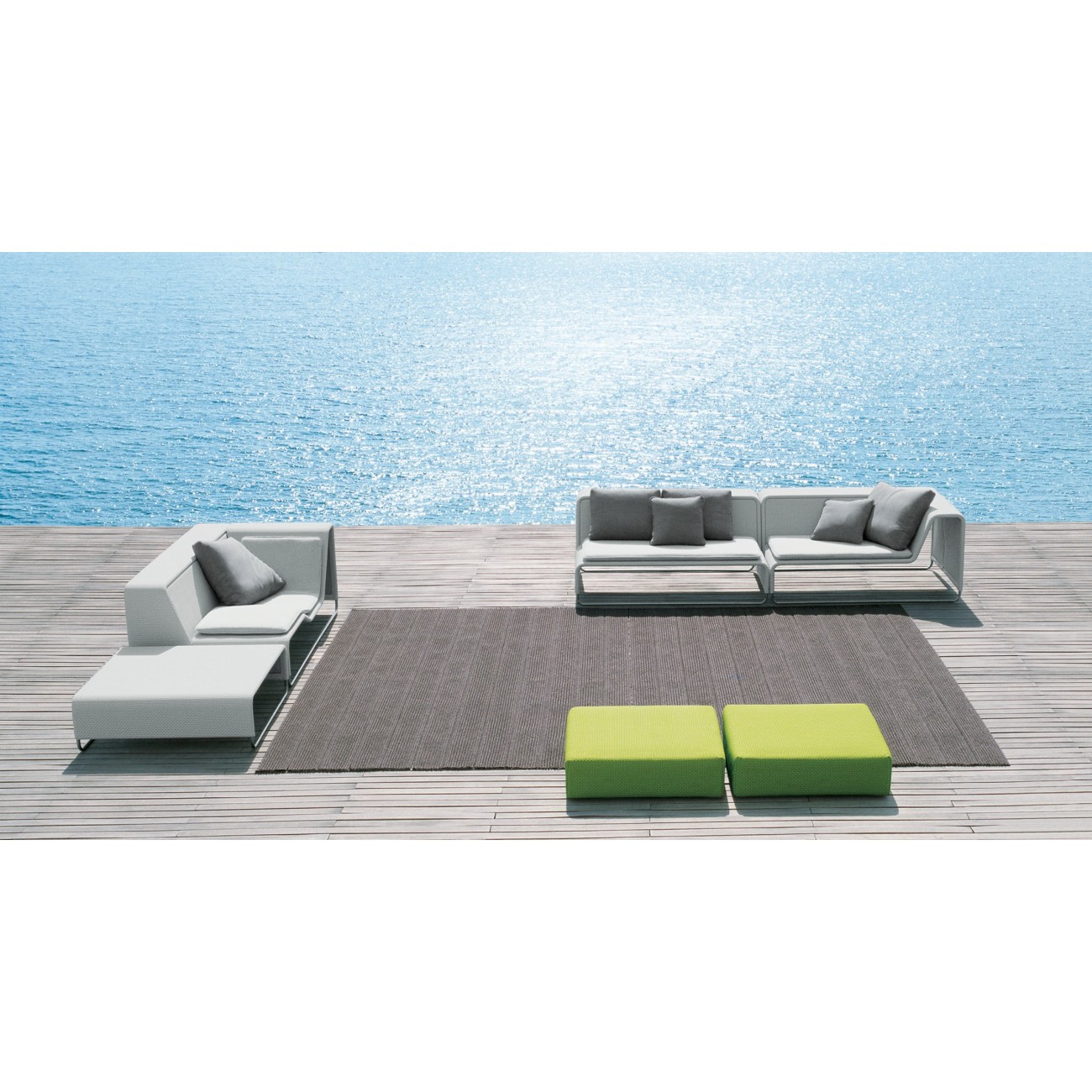 PAOLA LENTI ISLAND SOFA OUTDOOR