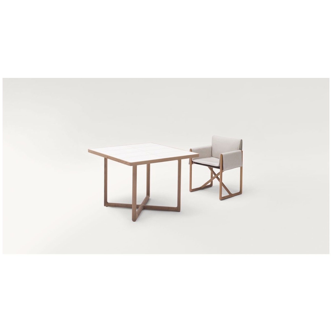 PAOLA LENTI PORTOFINO TABLE