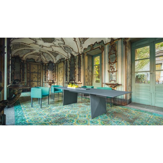 PAOLA LENTI – ELSIE CHAIR