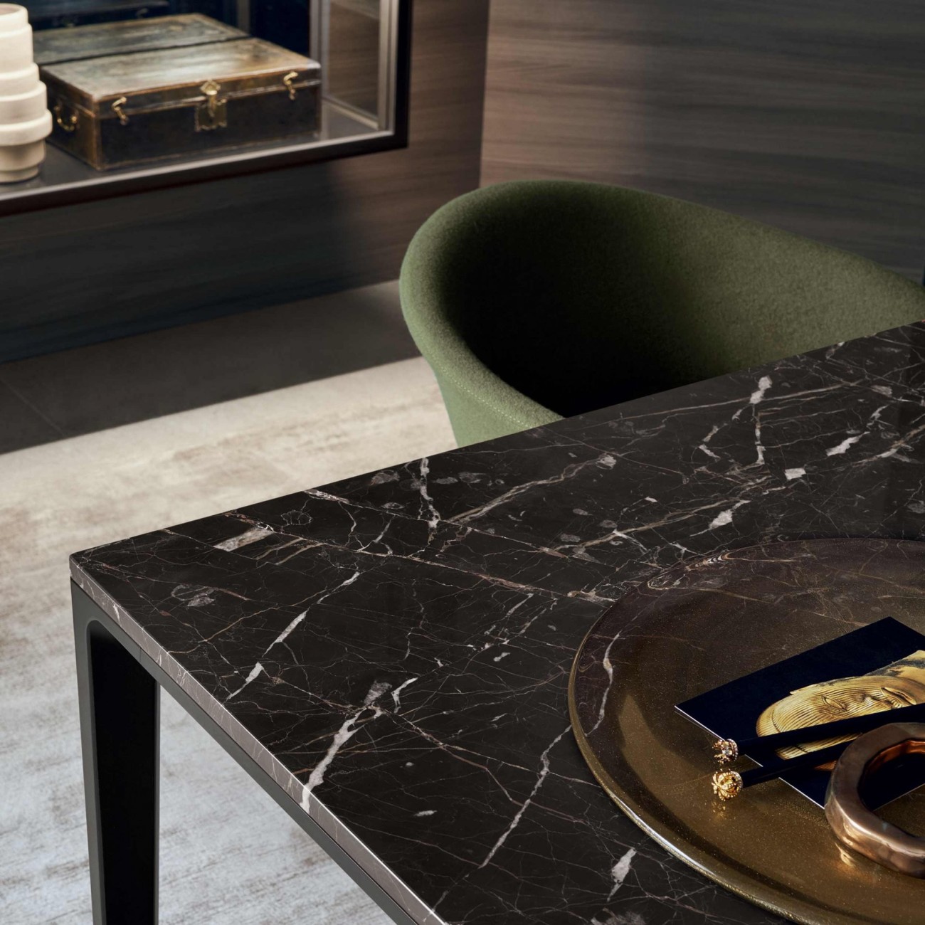 RIMADESIO LONG ISLAND TABLE