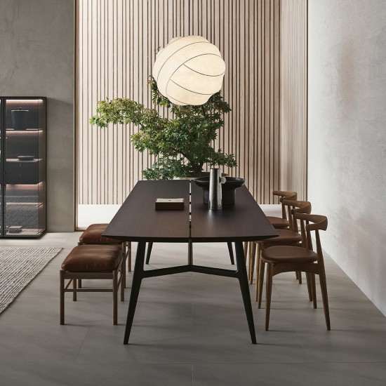 RIMADESIO FRANCIS TABLE